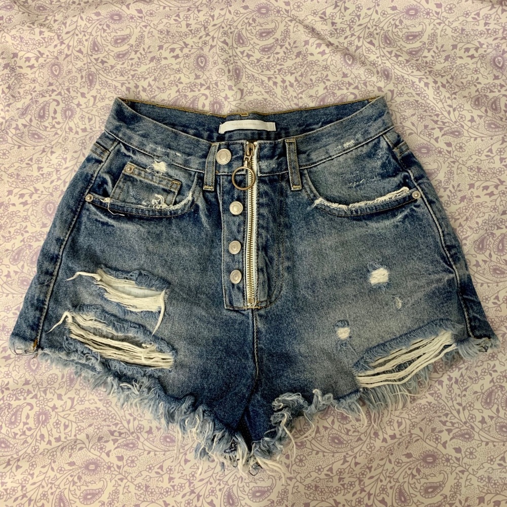 Zara distressed shorts jeans